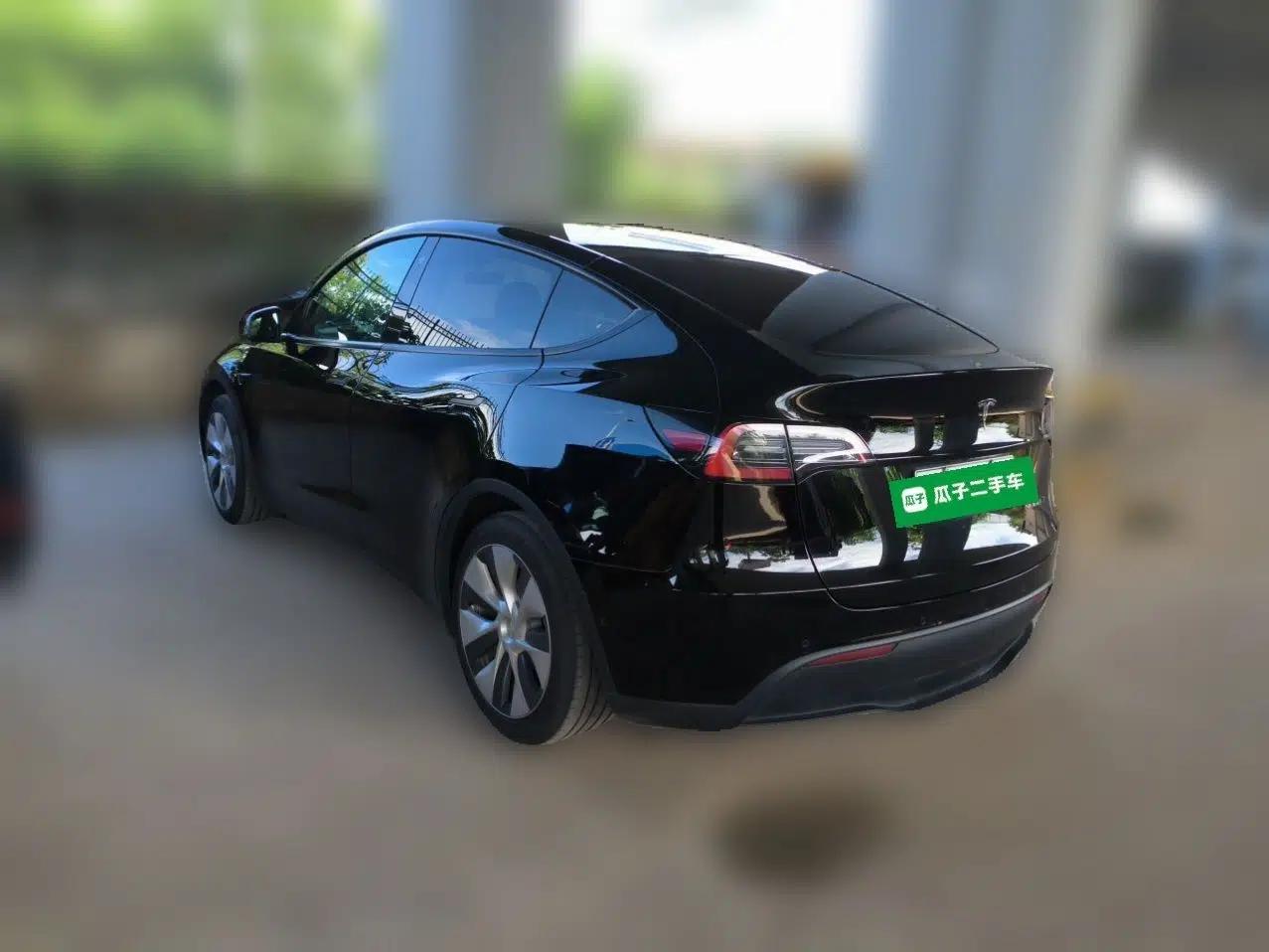Tesla Model Y 2022 Revised Version Rear-Wheel Drive — миниатюра 4
