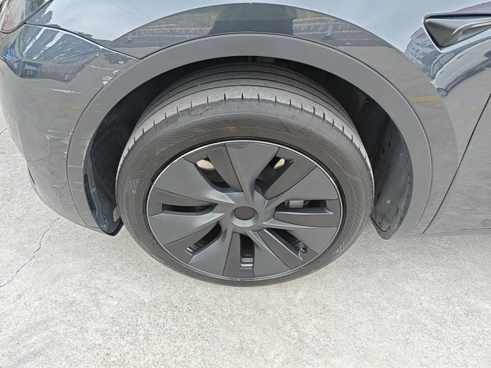 Tesla Model Y 2024 Rear-Wheel-Drive Version — миниатюра 13