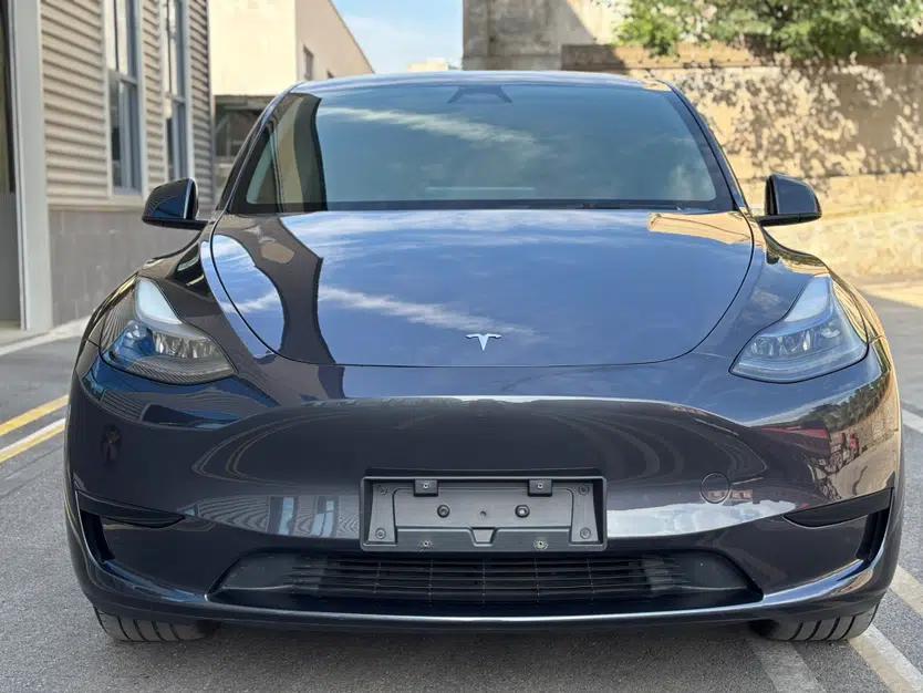 Tesla Model Y 2024 Rear-Wheel-Drive Version — миниатюра 15