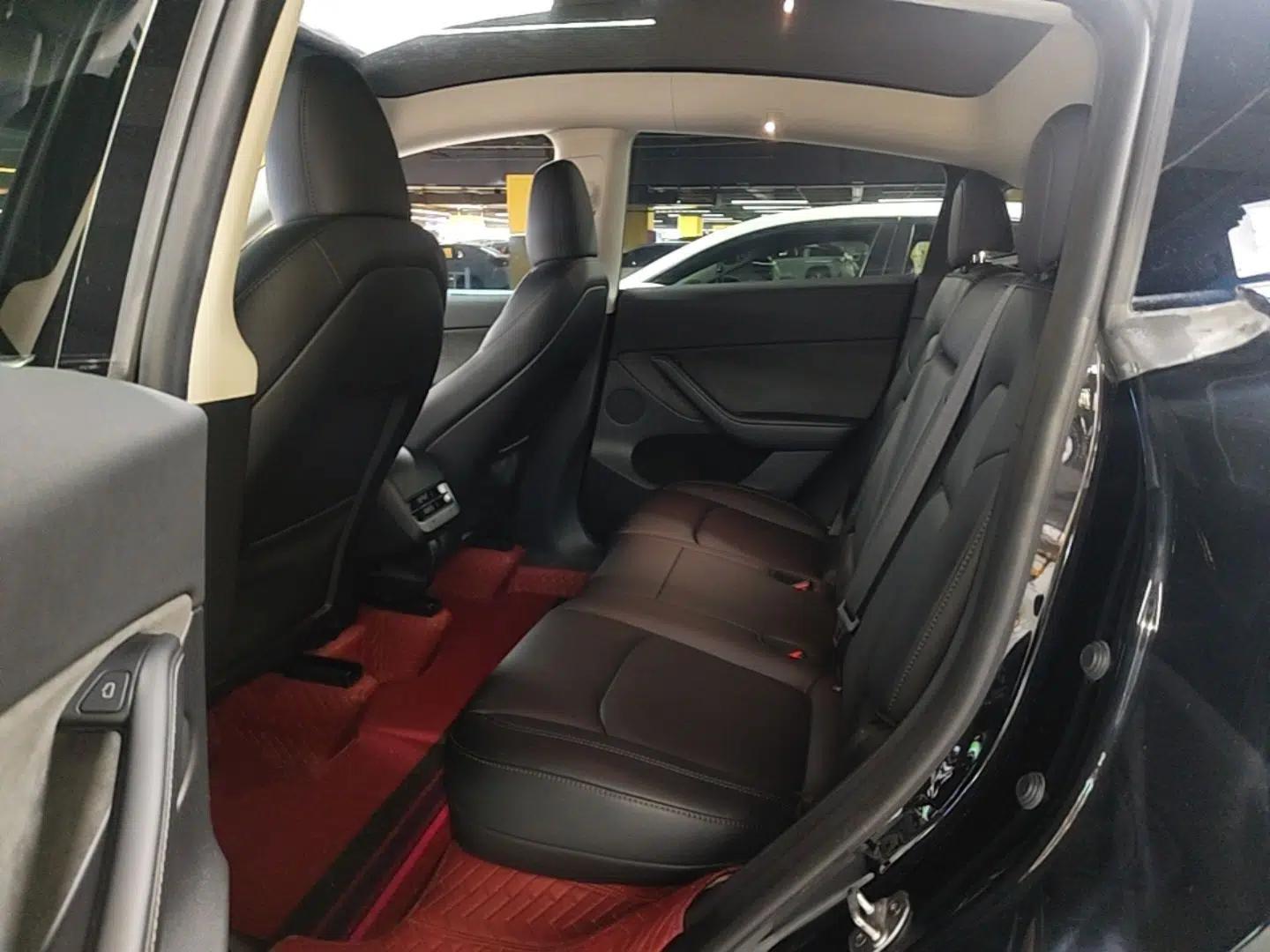 Tesla Model Y 2023 Long-Range All-Wheel-Drive Version — миниатюра 20