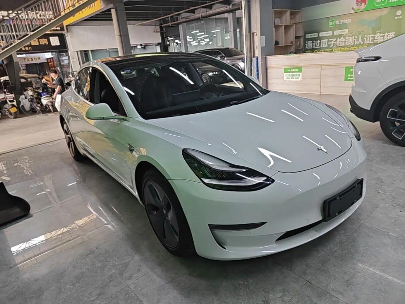 Tesla Model 3 2020 Refreshed Version Long-Range Rear-Wheel Drive — миниатюра 3