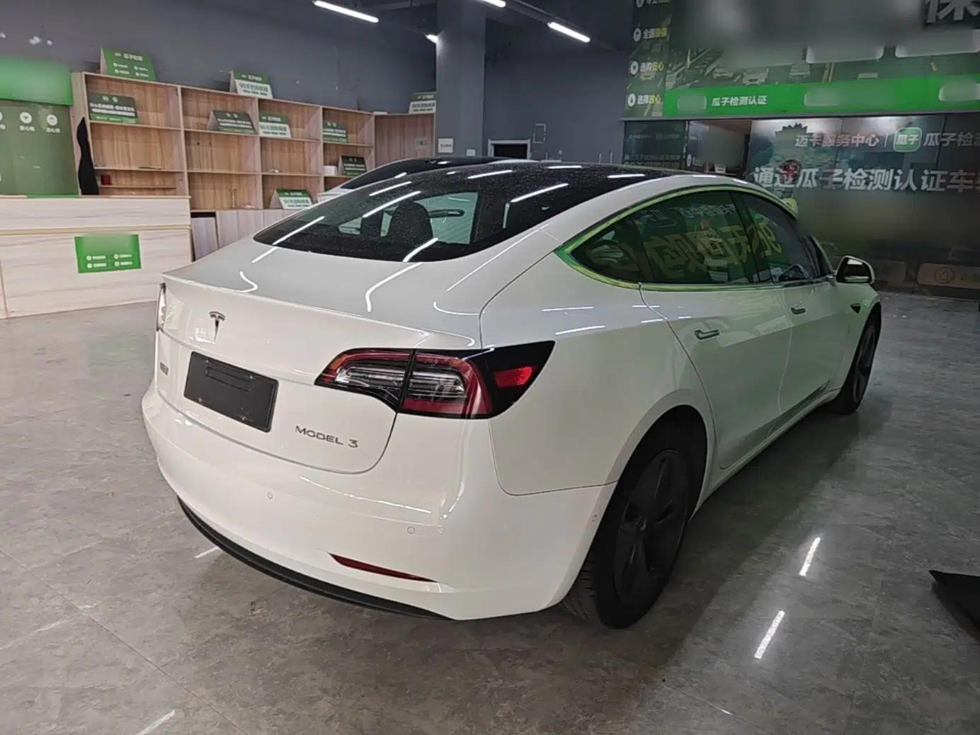 Tesla Model 3 2020 Refreshed Version Long-Range Rear-Wheel Drive — миниатюра 6