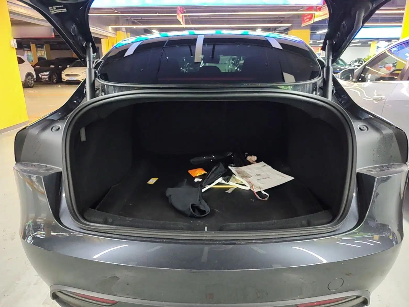 Tesla Model 3 2023 Rear-Wheel-Drive Version — миниатюра 22