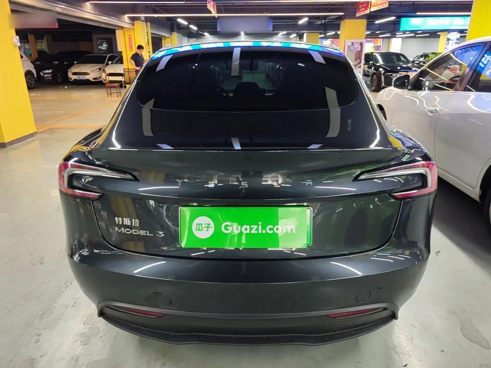 Tesla Model 3 2023 Rear-Wheel-Drive Version — миниатюра 5