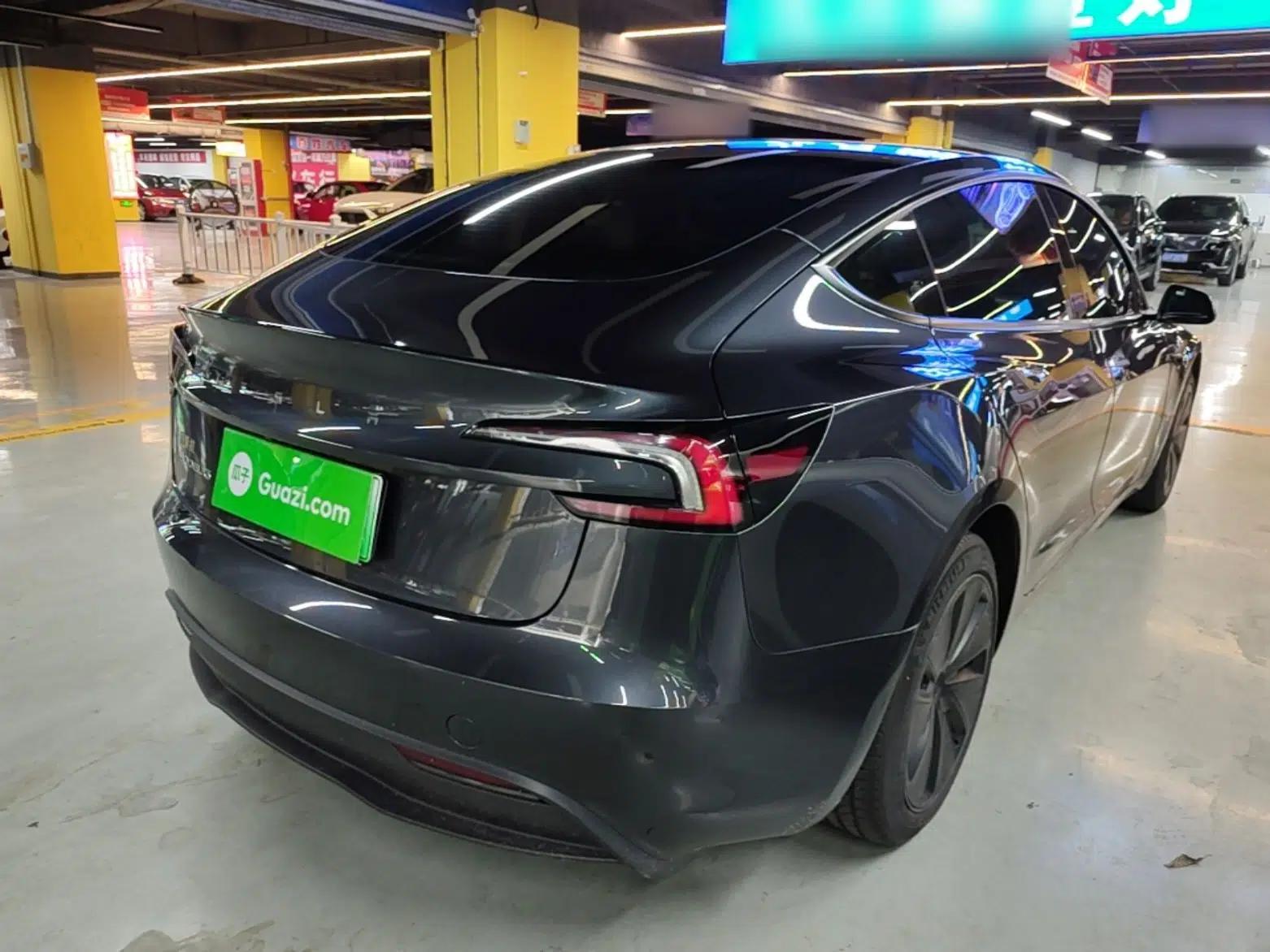 Tesla Model 3 2023 Rear-Wheel-Drive Version — миниатюра 6