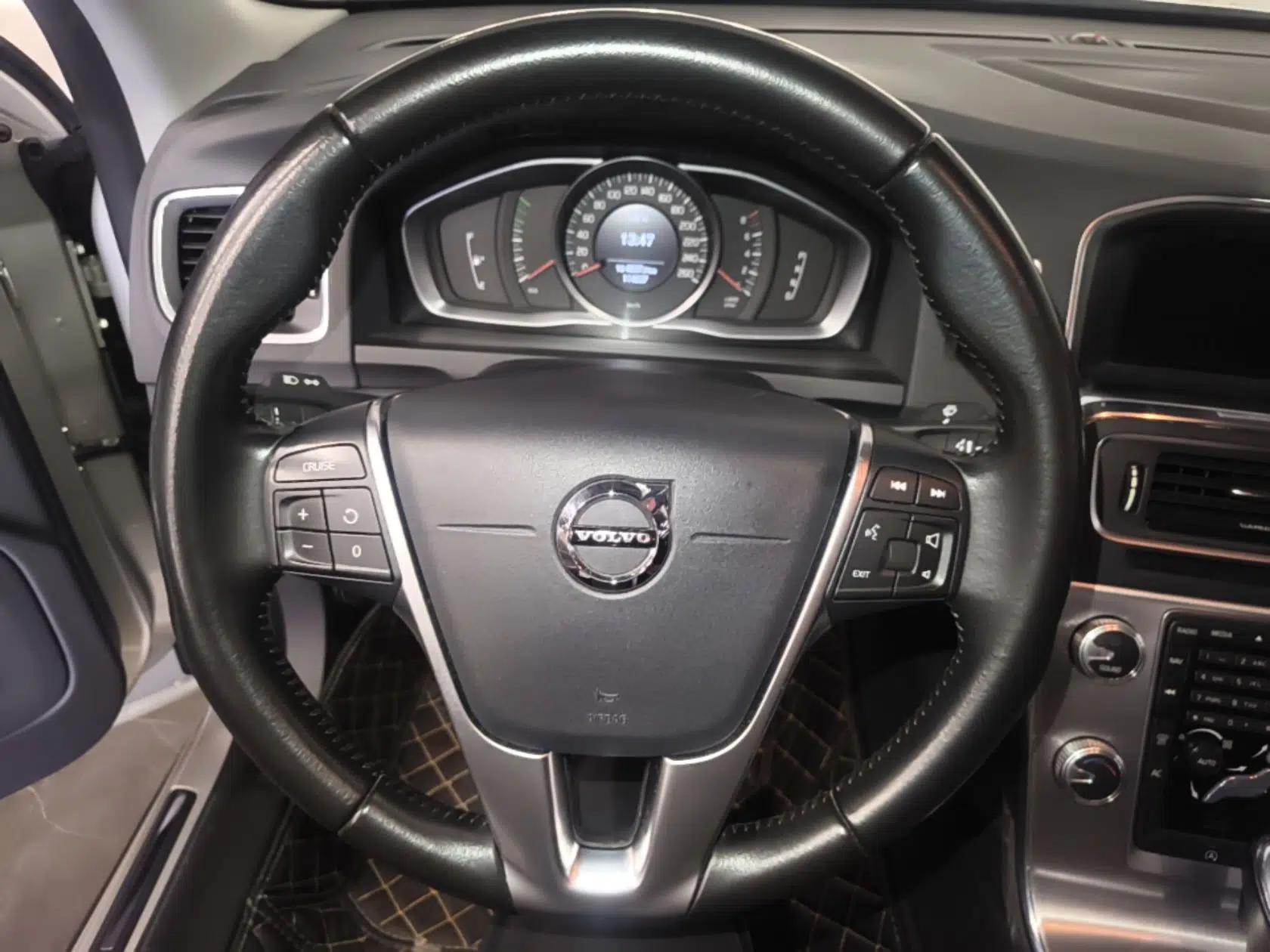 Volvo S60 2019 S60L Facelift T5 Intelligent Advanced Edition — миниатюра 13