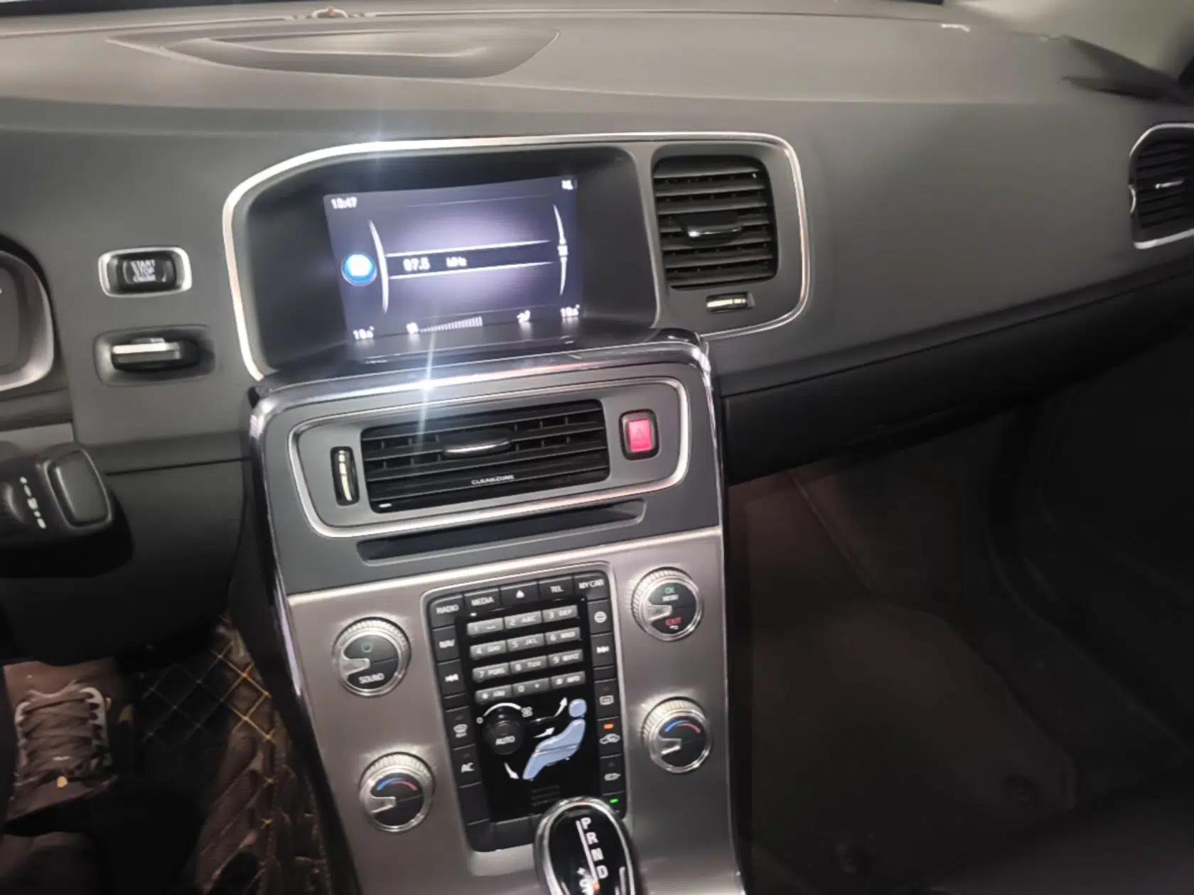 Volvo S60 2019 S60L Facelift T5 Intelligent Advanced Edition — миниатюра 15
