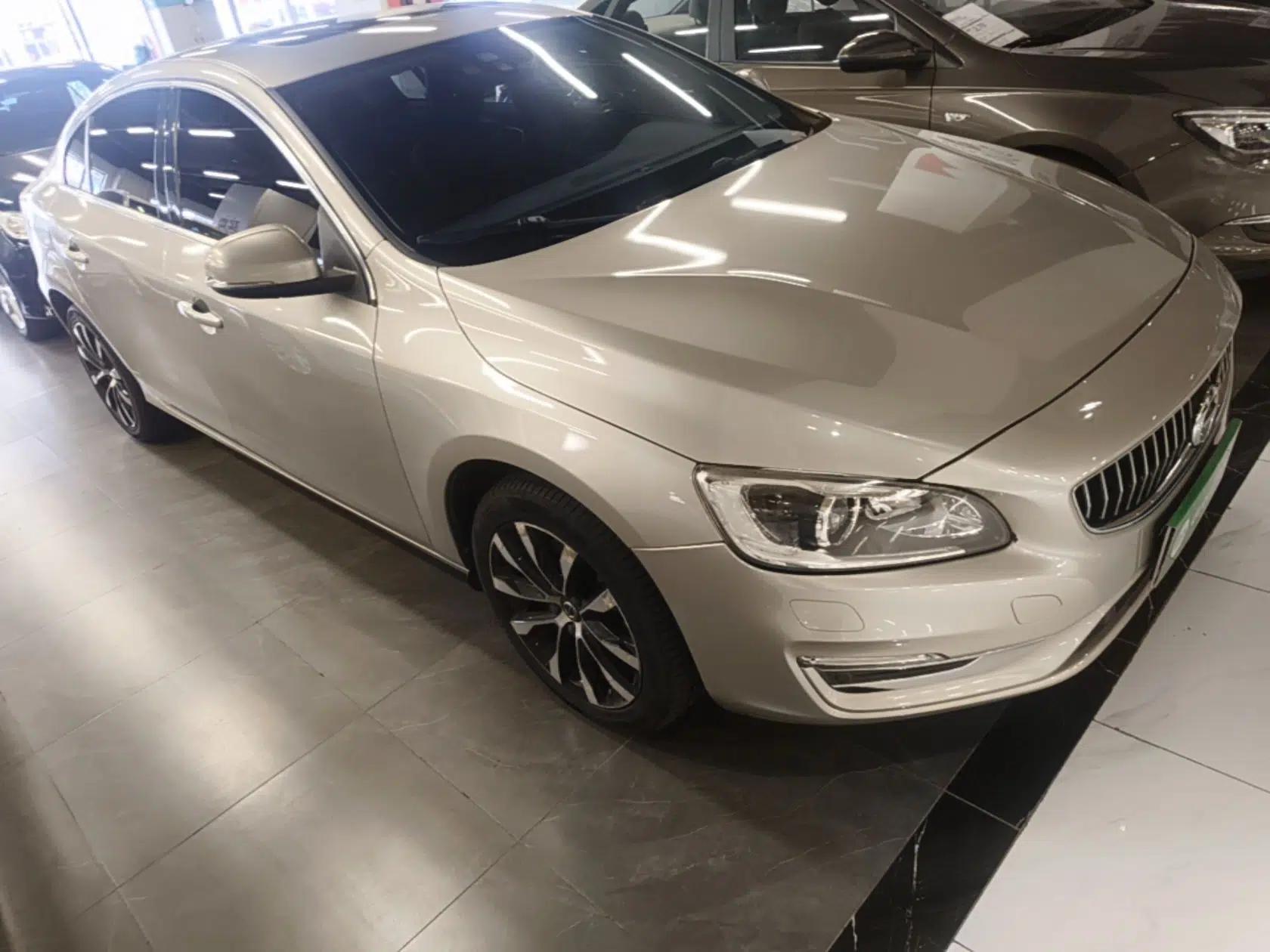 Volvo S60 2019 S60L Facelift T5 Intelligent Advanced Edition — миниатюра 3