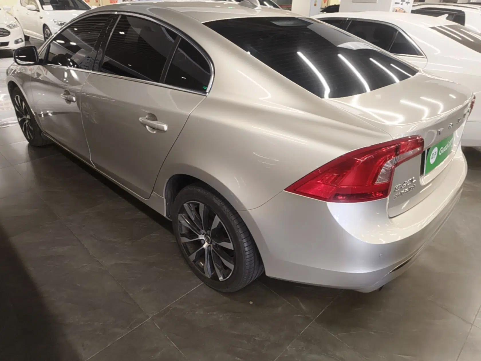 Volvo S60 2019 S60L Facelift T5 Intelligent Advanced Edition — миниатюра 4