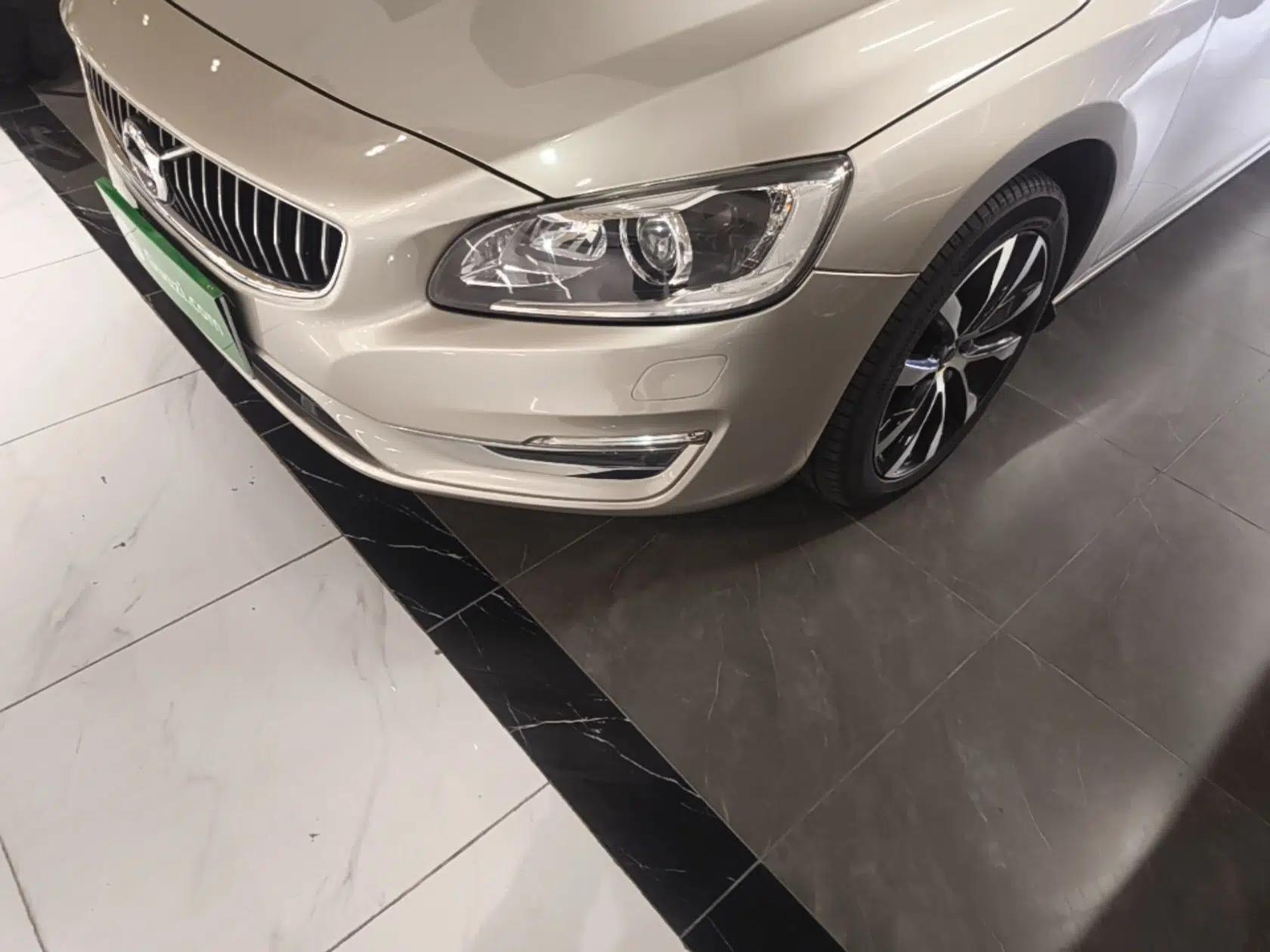 Volvo S60 2019 S60L Facelift T5 Intelligent Advanced Edition — миниатюра 8