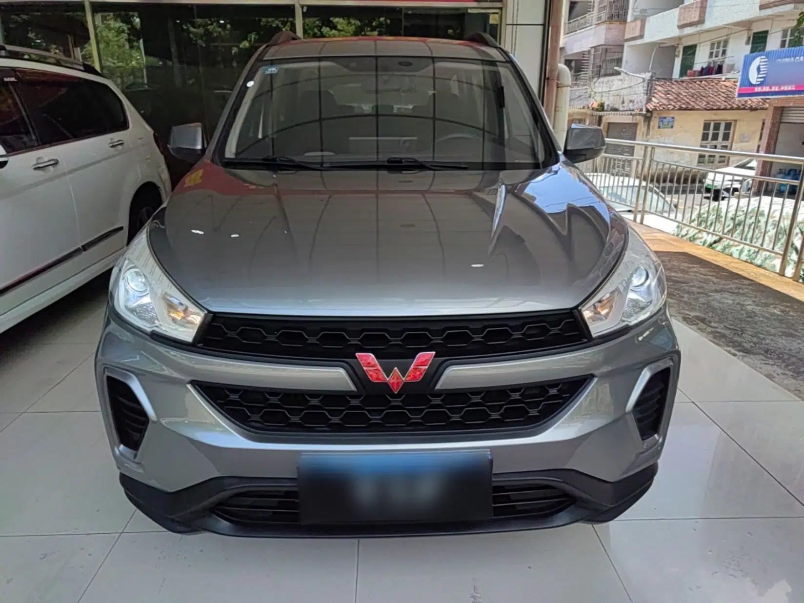 Wuling Hongguang S3 2019 1.5L Manual Standard Version China VI Standard — миниатюра 2