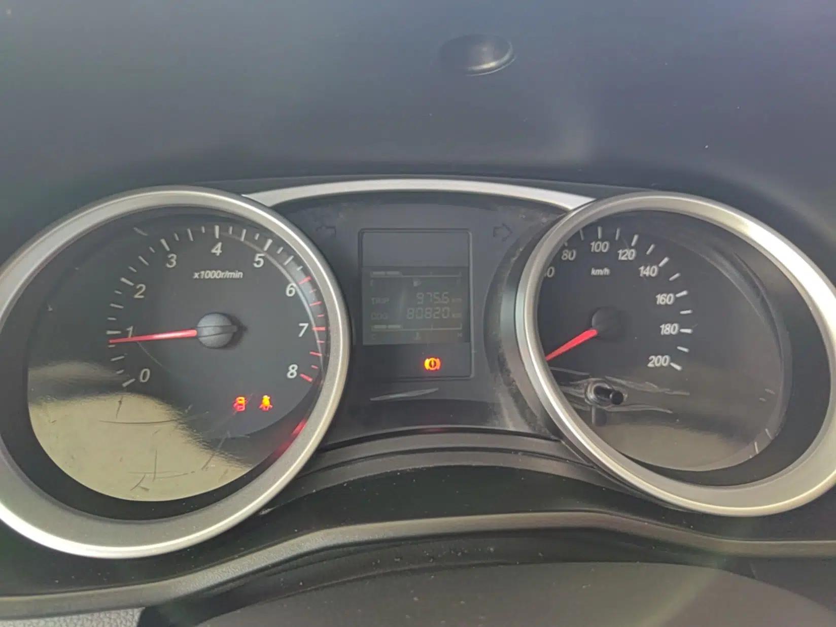 Wuling Hongguang S3 2019 1.5L Manual Standard Version China VI Standard — миниатюра 14
