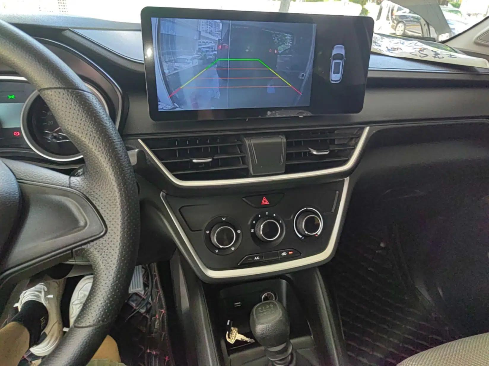 Wuling Hongguang S3 2019 1.5L Manual Standard Version China VI Standard — миниатюра 15