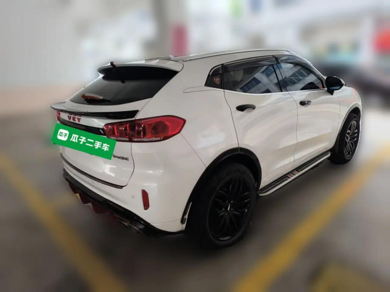 Wey VV5 2019 Upgraded Model 2.0T Two-Wheel Drive Ultra-Luxury Version China V Standard — миниатюра 6