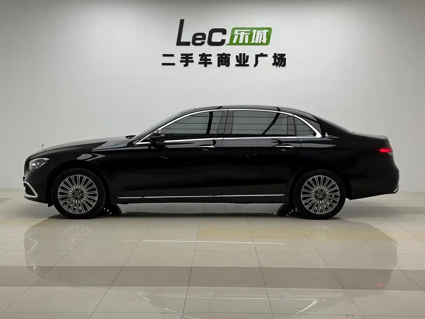 Mercedes-Benz E-Class 2023 Facelift E 300 L Fashion Model — миниатюра 2