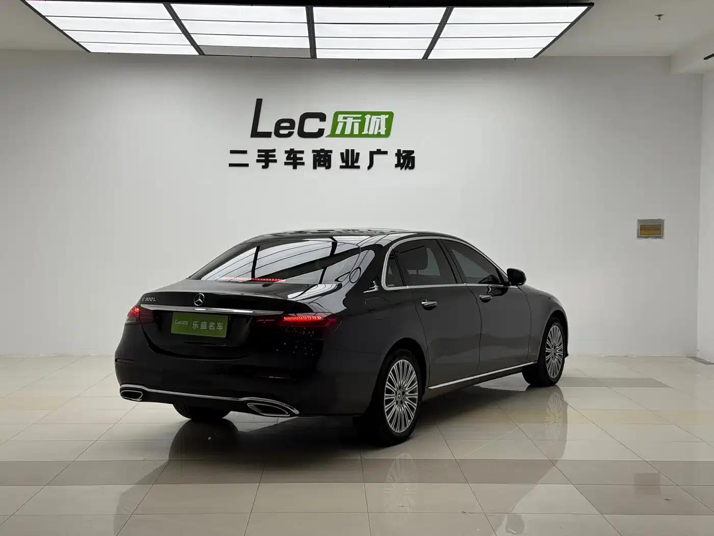 Mercedes-Benz E-Class 2023 Facelift E 300 L Fashion Model — миниатюра 5