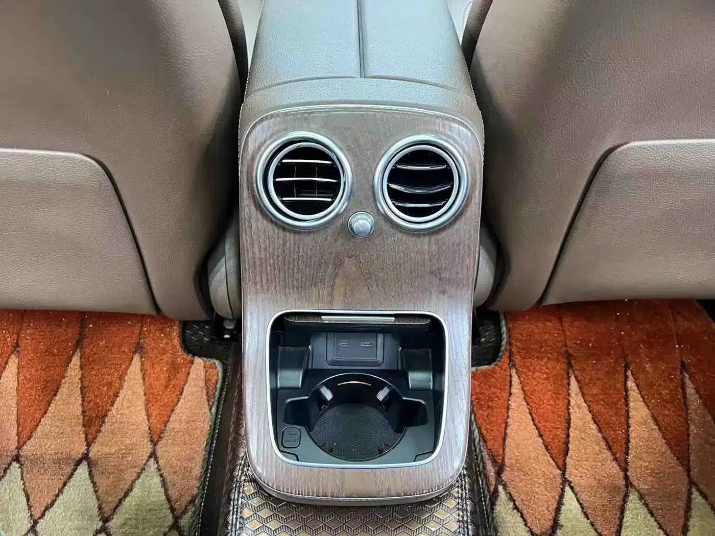 Mercedes-Benz E-Class 2022 Facelift E 300 L Luxury — миниатюра 12