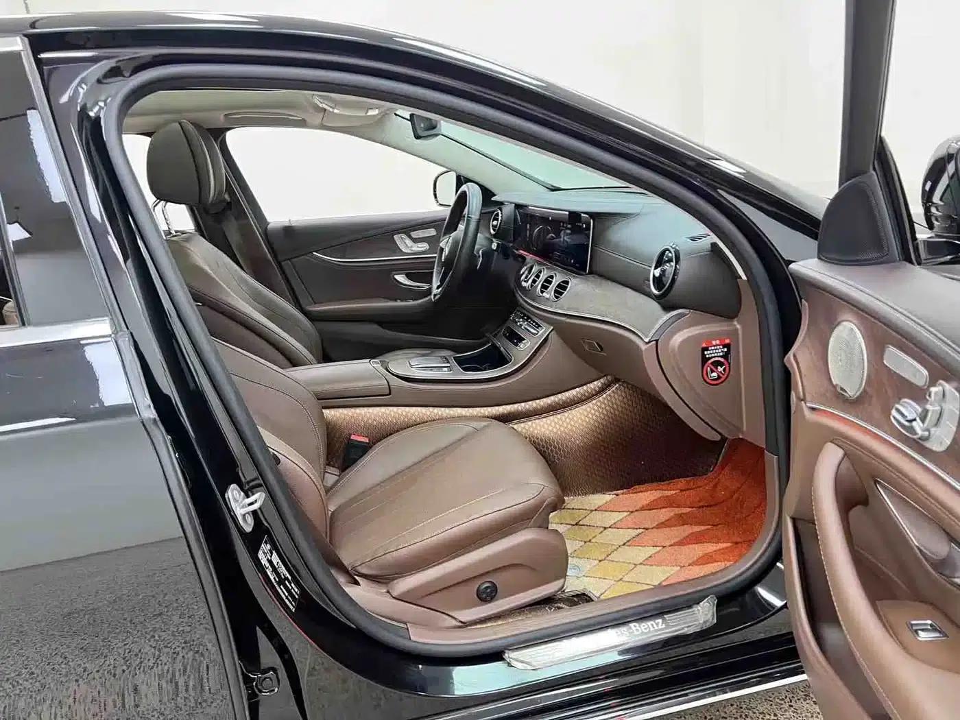 Mercedes-Benz E-Class 2022 Facelift E 300 L Luxury — миниатюра 24