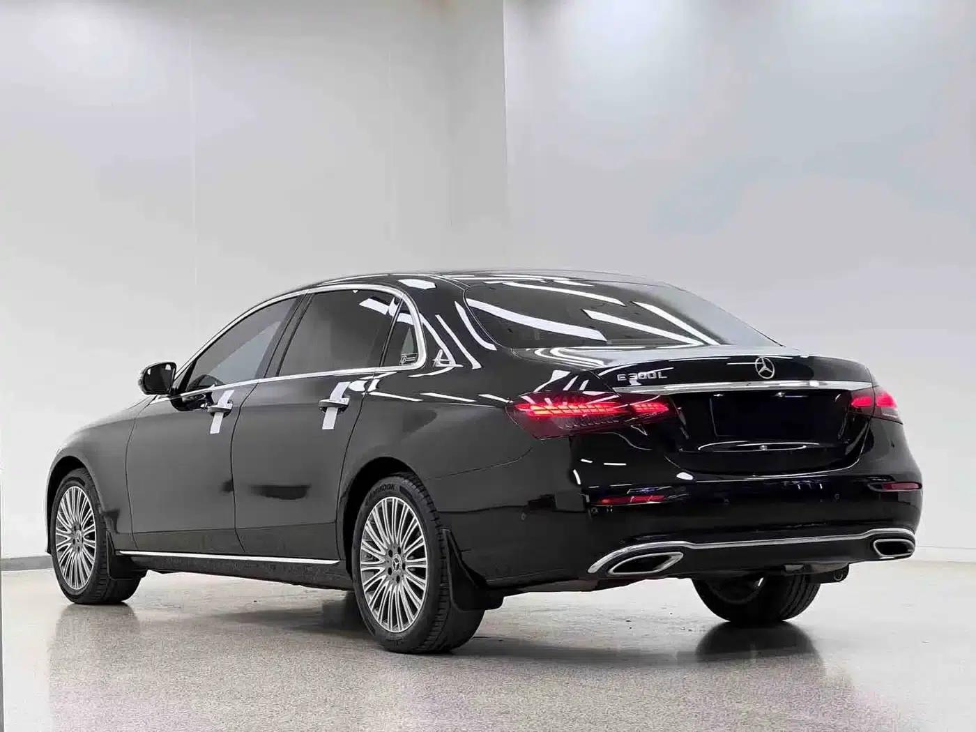 Mercedes-Benz E-Class 2022 Facelift E 300 L Luxury — миниатюра 29