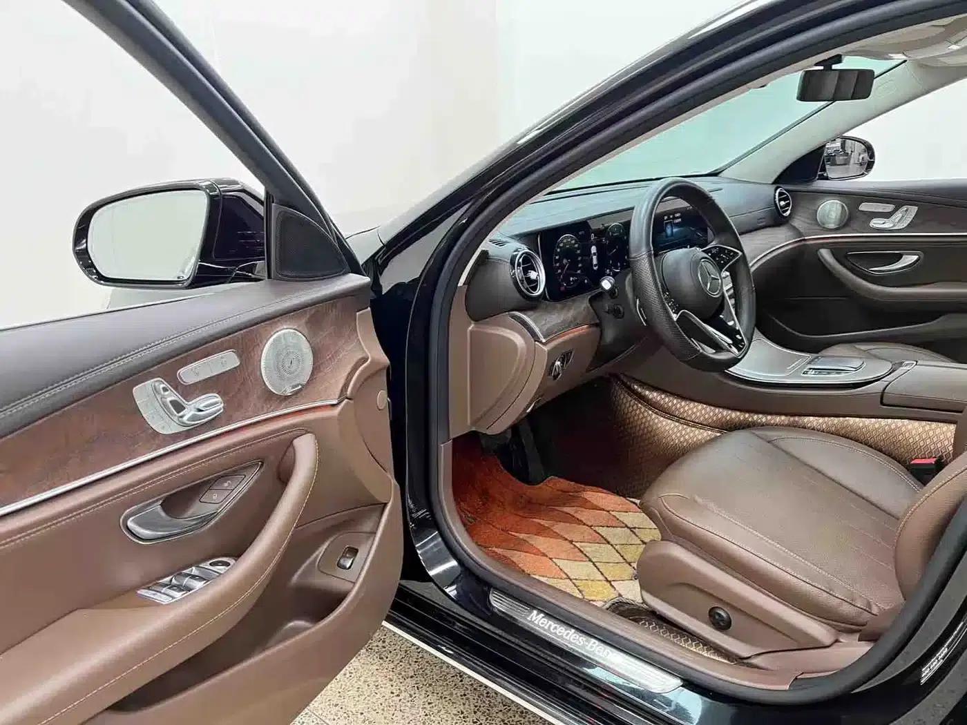 Mercedes-Benz E-Class 2022 Facelift E 300 L Luxury — миниатюра 6