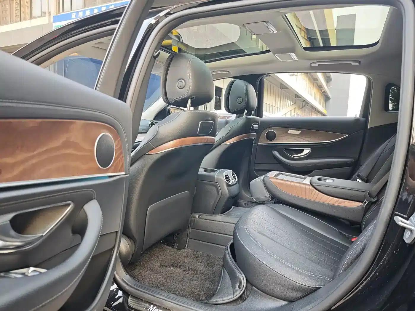 Mercedes-Benz E-Class 2019 Facelift E 300 L Fashion Model — миниатюра 7
