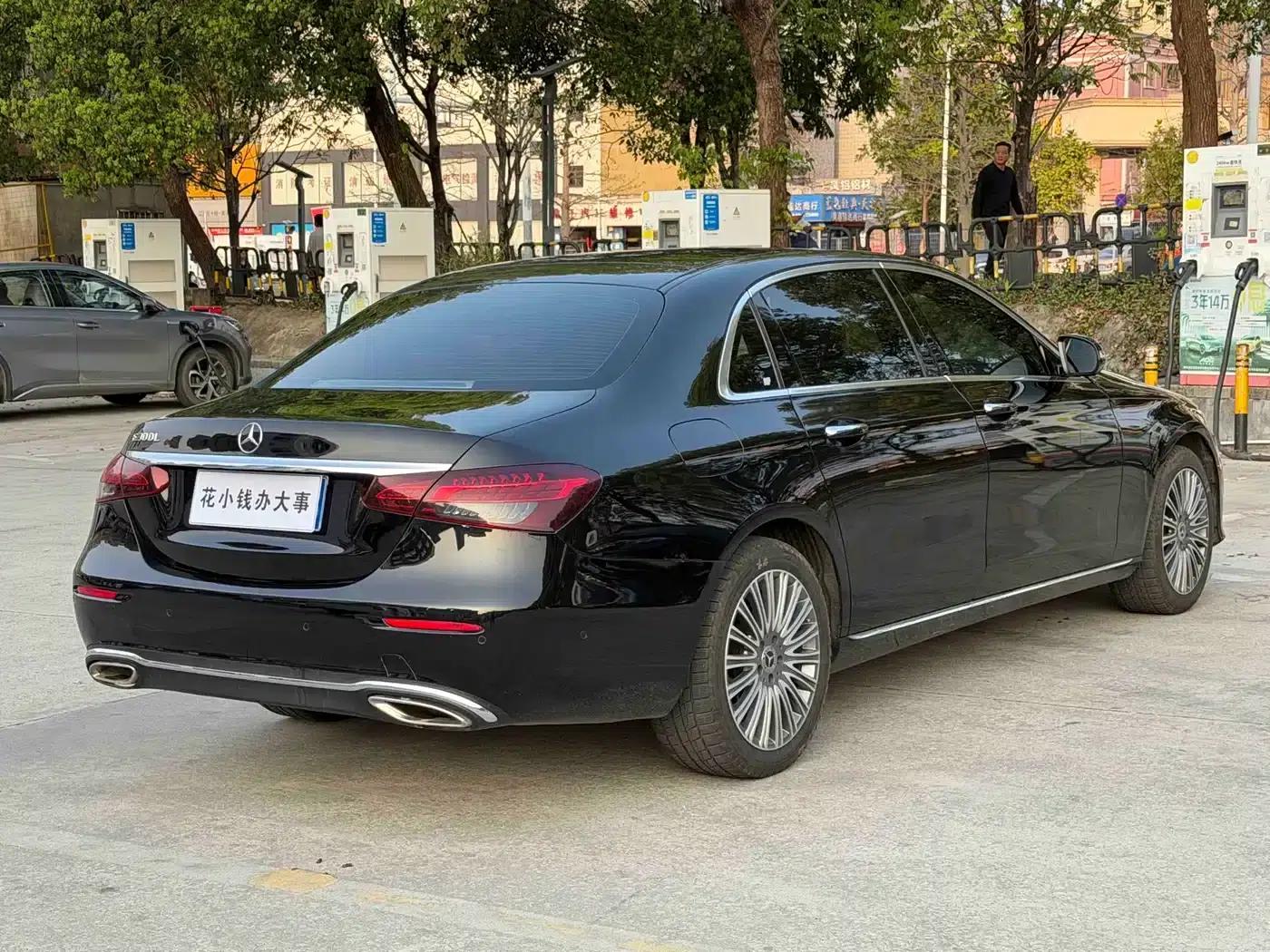 Mercedes-Benz E-Class 2021 E 300 L Fashion Edition — миниатюра 7