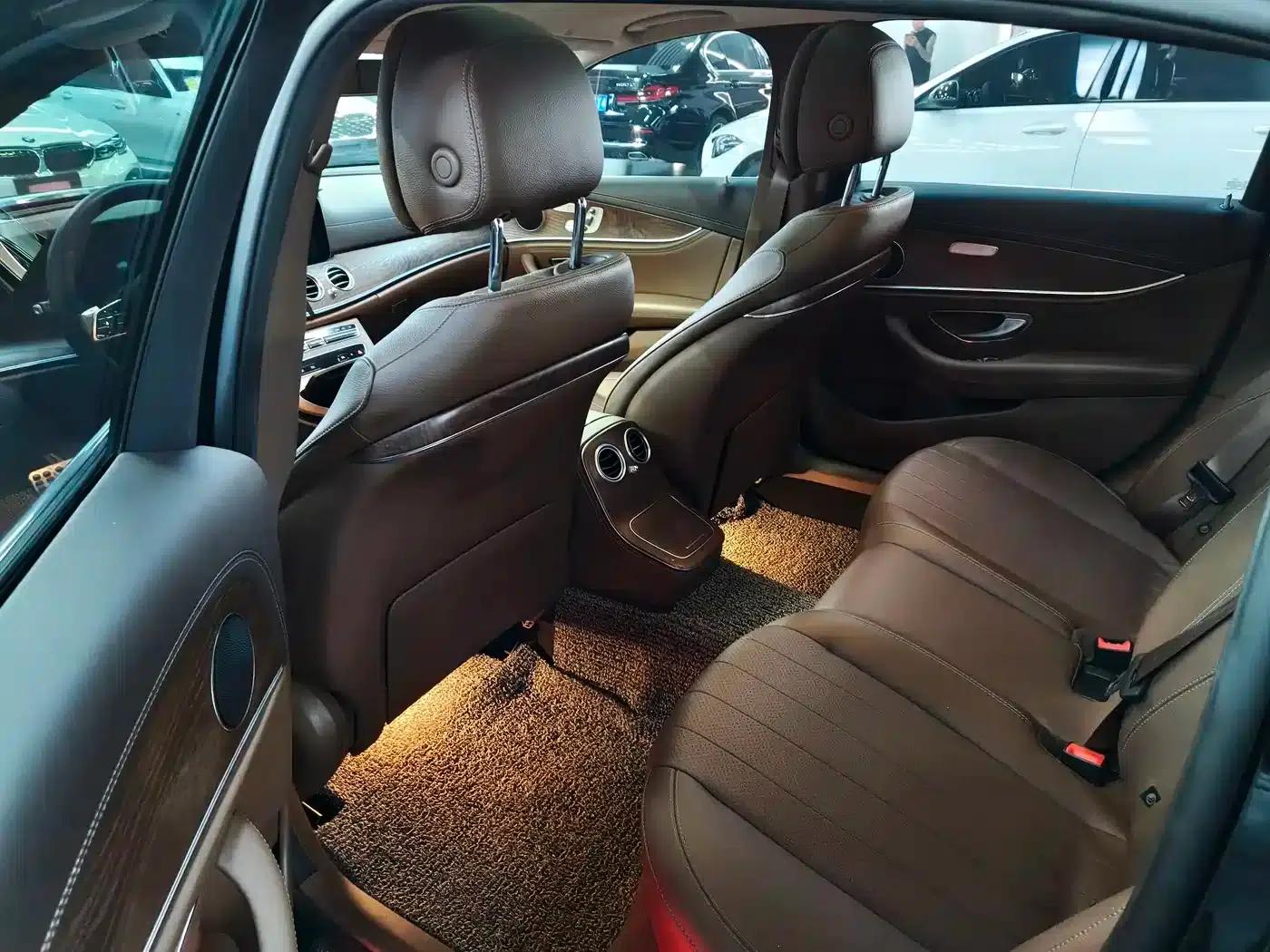 Mercedes-Benz E-Class 2023 Facelift E 300 L Sport Style — миниатюра 8