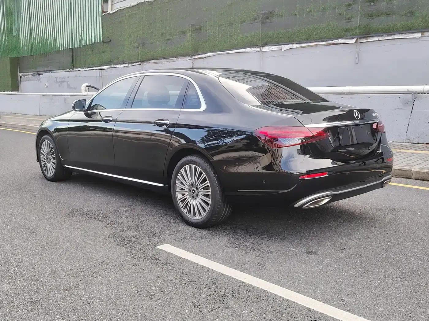 Mercedes-Benz E-Class 2021 E 300 L Fashion Edition — миниатюра 7