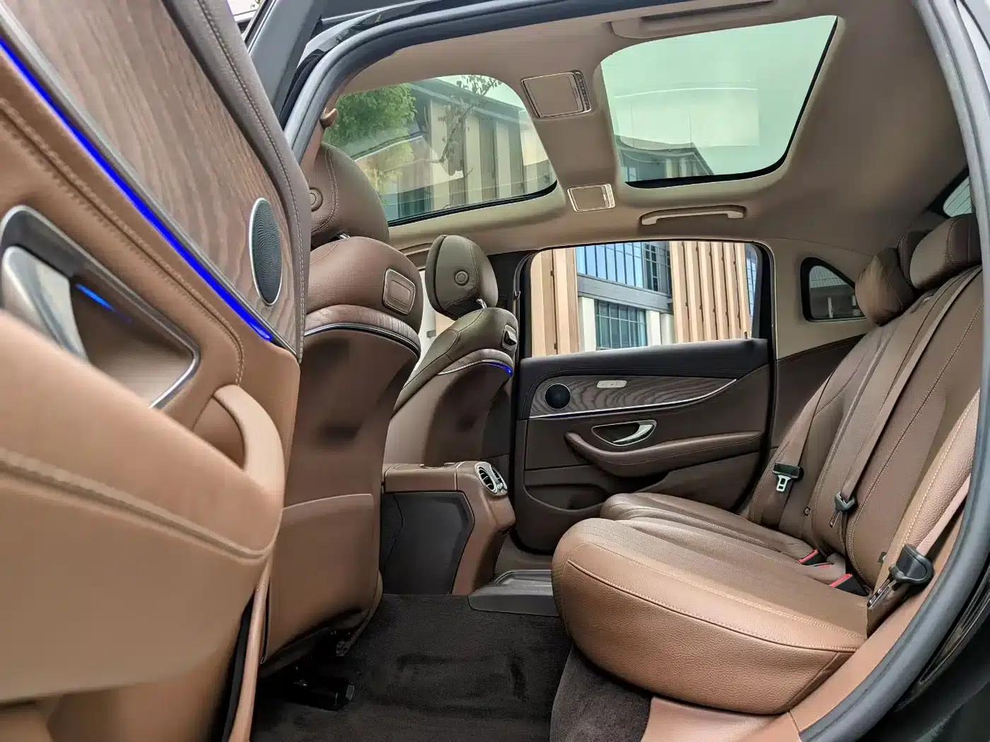 Mercedes-Benz E-Class 2019 Facelift E 300 L Fashion Model — миниатюра 8