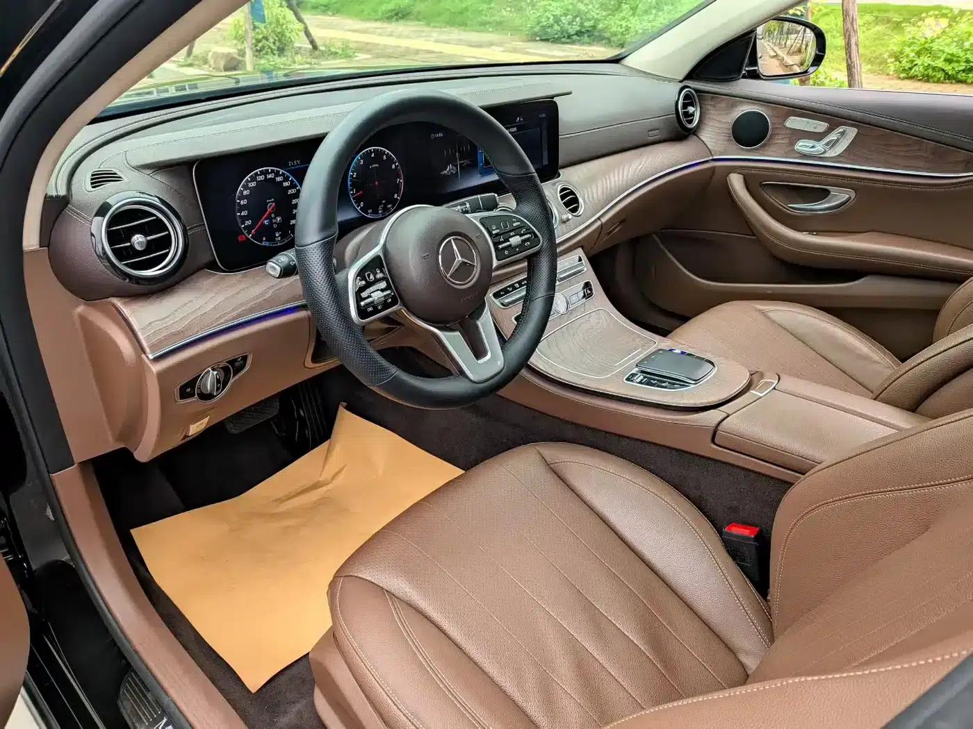 Mercedes-Benz E-Class 2019 Facelift E 300 L Fashion Model — миниатюра 9