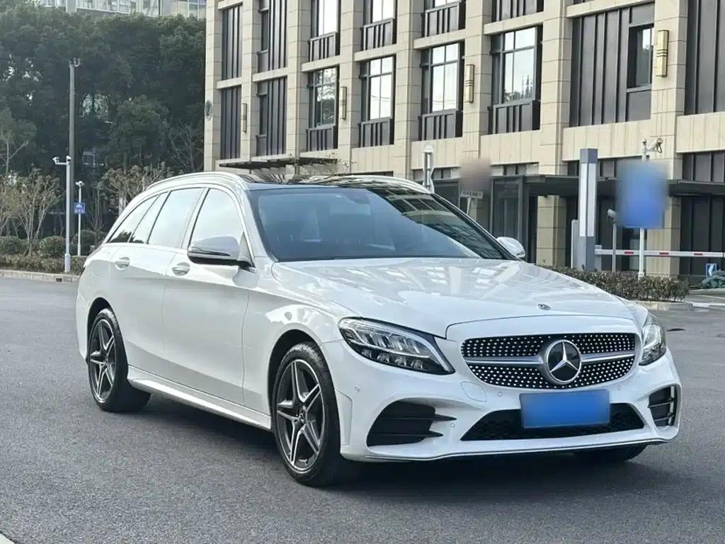 Imported Mercedes-Benz C-Class 2019 C 260 Estate — миниатюра 23