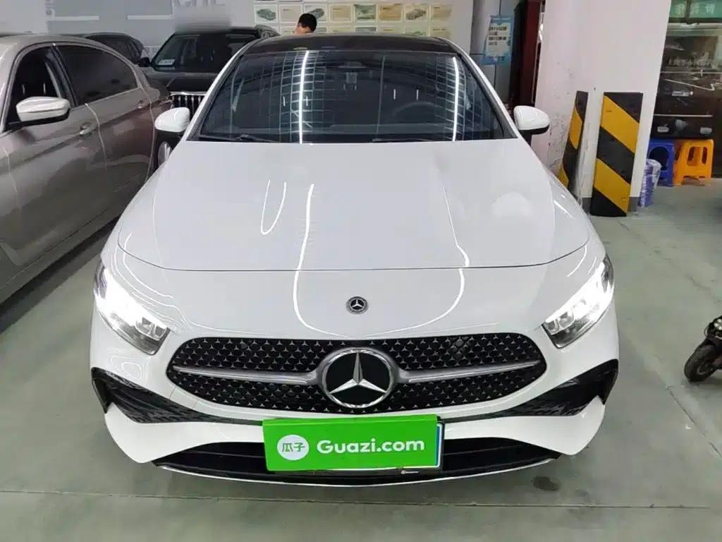 2023 Mercedes-Benz A-Class A 200 L Fashion Edition — миниатюра 3