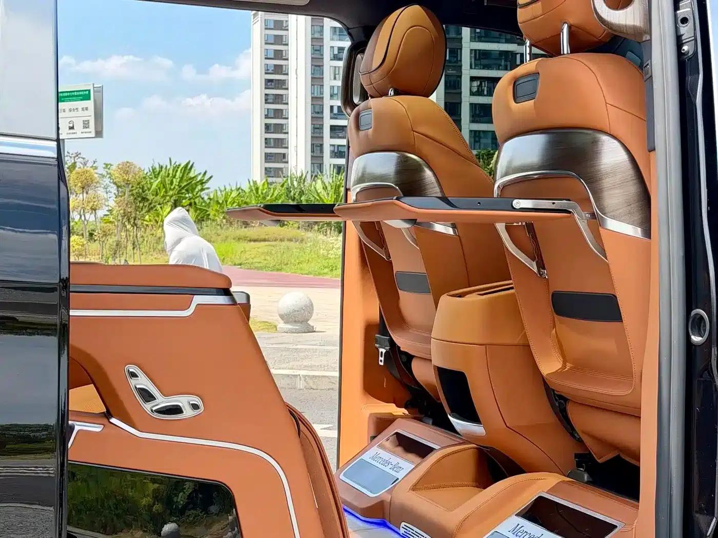 Mercedes-Benz V-Class 2022 V 260 L Long Wheelbase Premium Edition — миниатюра 10