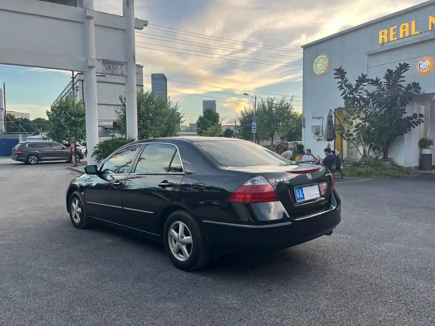 Accord 2007 2.4L Automatic Comfort Edition — миниатюра 8