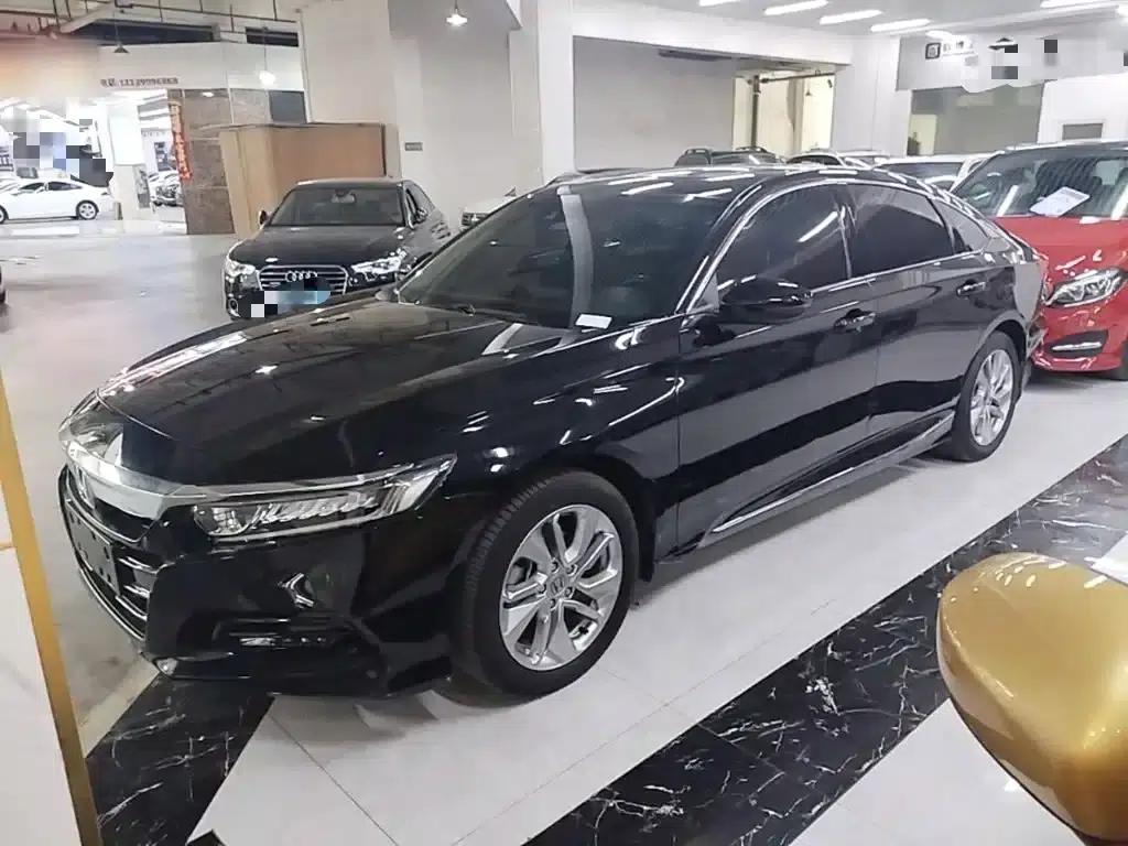 2018 Honda Accord 260TURBO Luxury Edition (China VI Emission Standard) — миниатюра 1