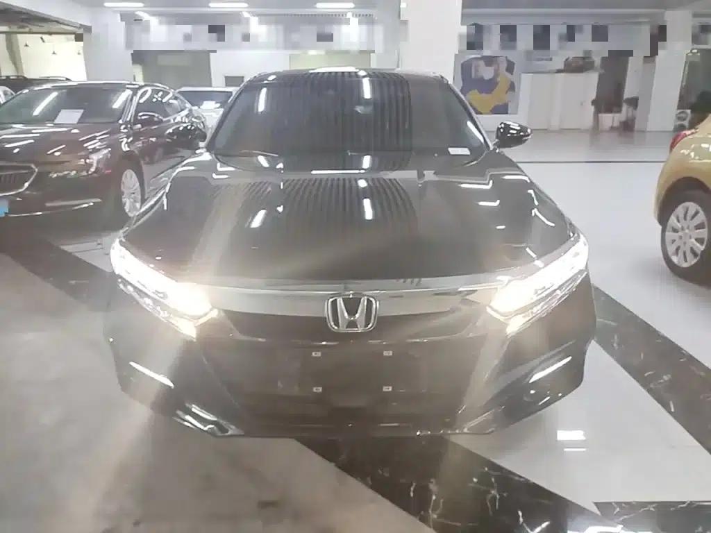 2018 Honda Accord 260TURBO Luxury Edition (China VI Emission Standard) — миниатюра 3