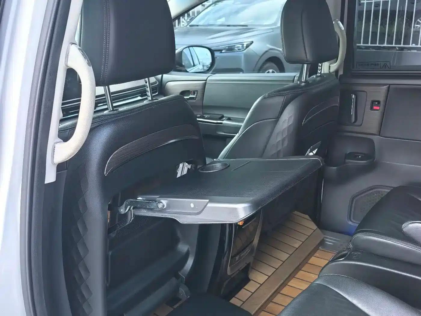Odyssey 2022 2.0L e:HEV Elite Edition — миниатюра 14