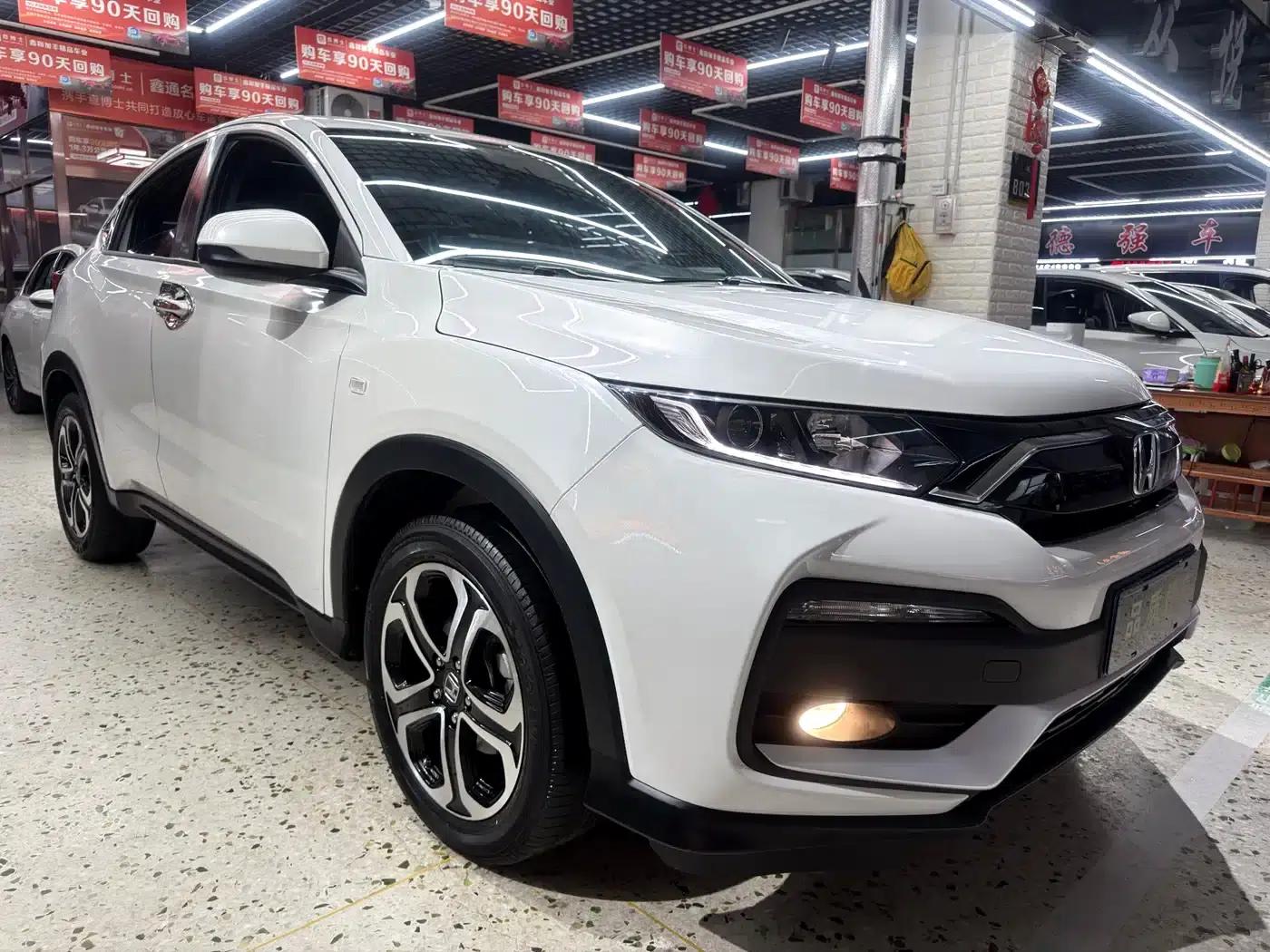 Honda XR-V 2022 1.5L CVT Obsidian Edition — миниатюра 3
