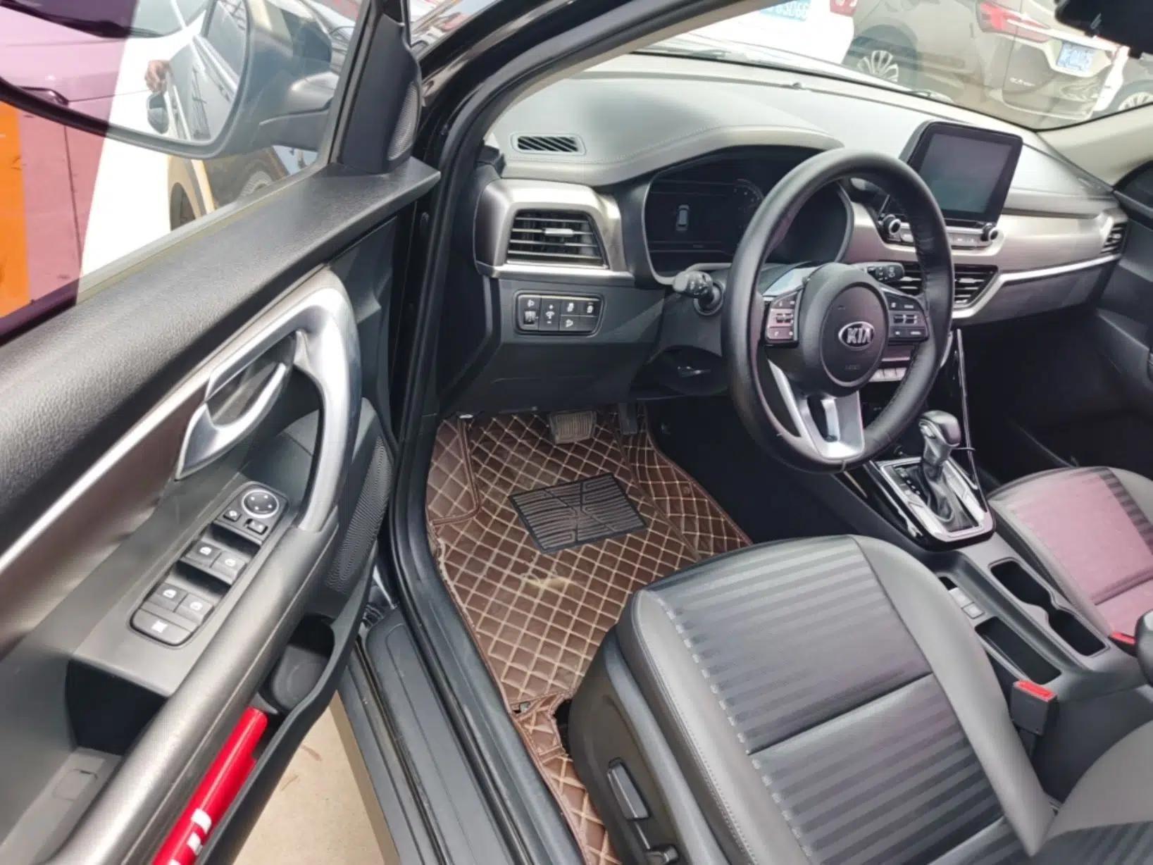 Kia Sportage R 2018 2.0L Automatic Smart Luxury Version China V Standard — миниатюра 18