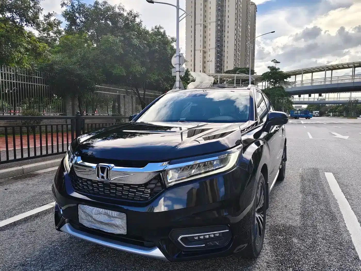 2017 Honda Avancier 370TURBO 2WD Luxury Edition — миниатюра 1