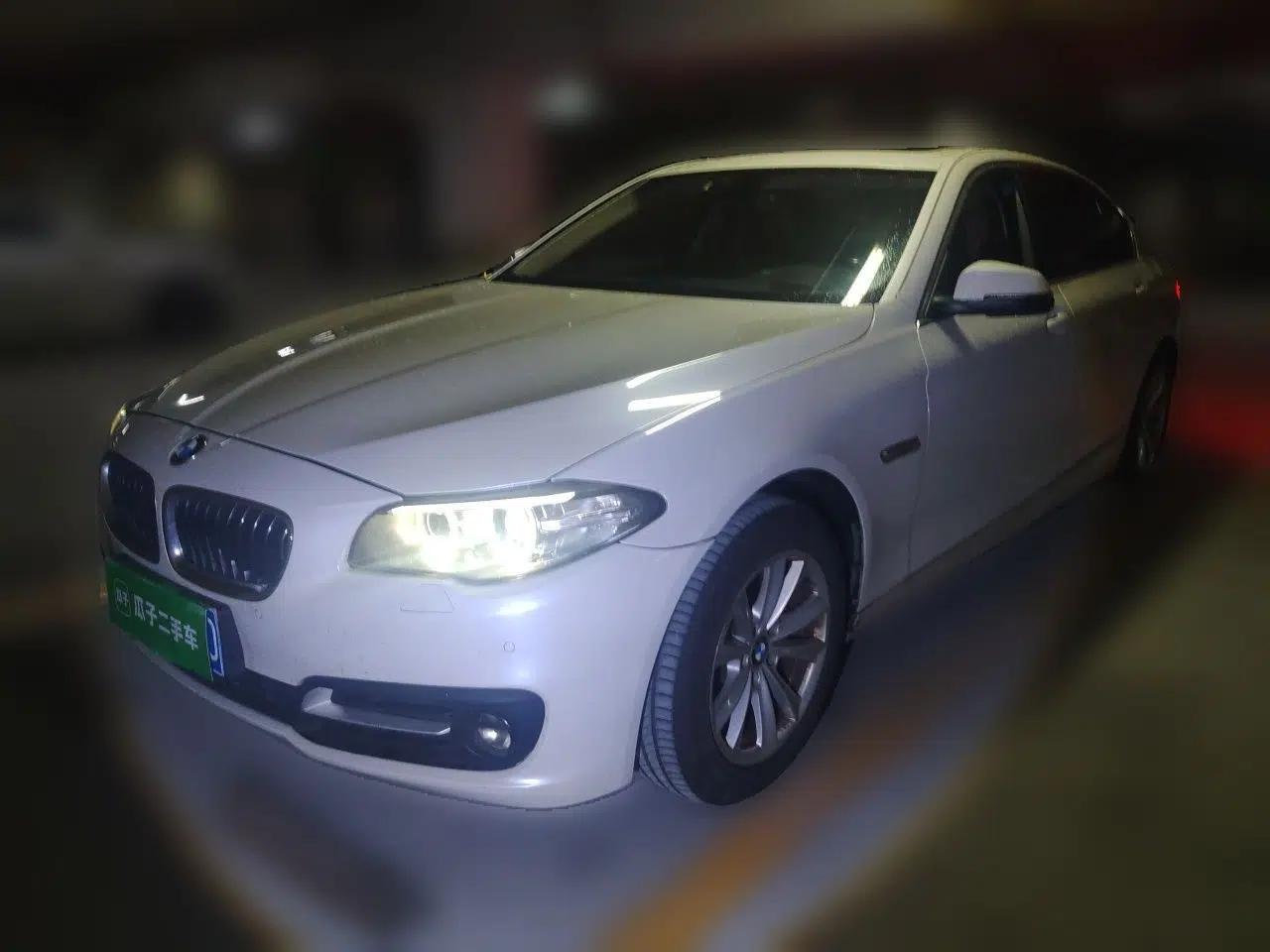 BMW 5 Series 2017 520Li Elegant Edition — миниатюра 1