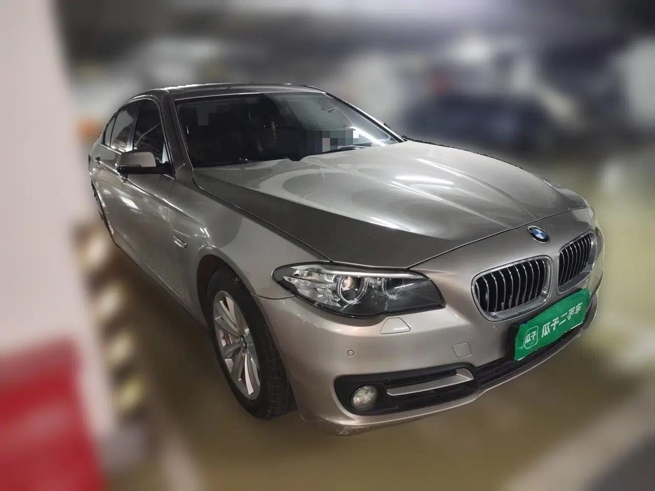 BMW 5 Series 2017 520Li Elegant Edition — миниатюра 3