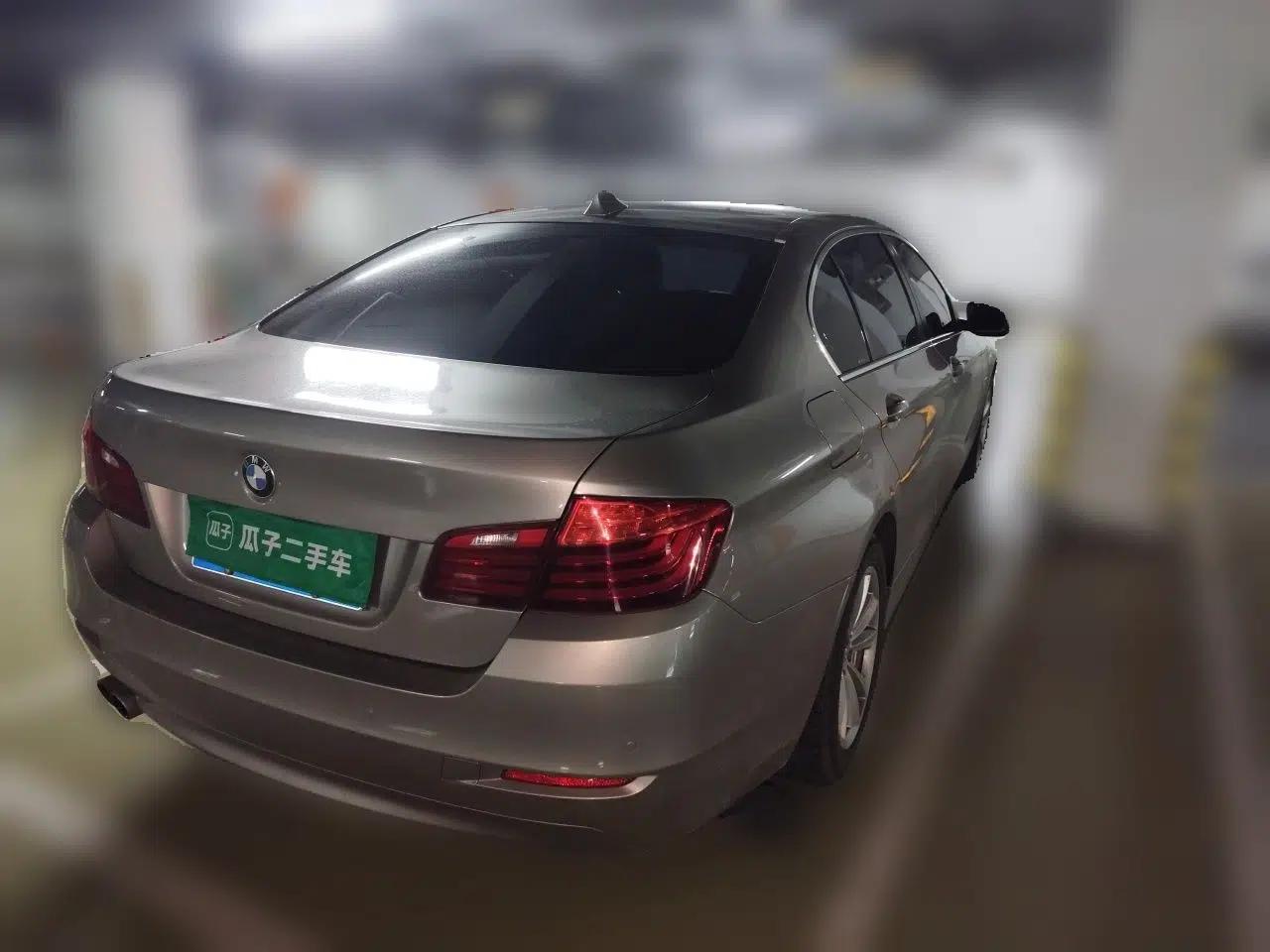 BMW 5 Series 2017 520Li Elegant Edition — миниатюра 6