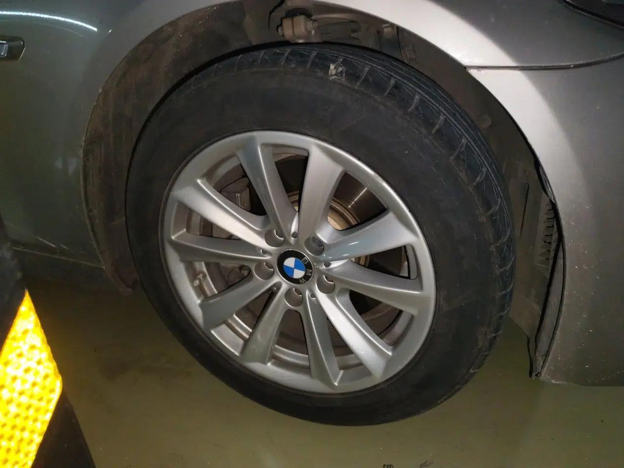 BMW 5 Series 2017 520Li Elegant Edition — миниатюра 8