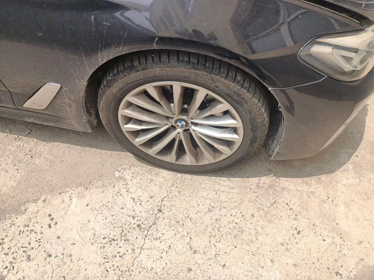 BMW 5 Series 2021 525Li Luxury Package — миниатюра 8