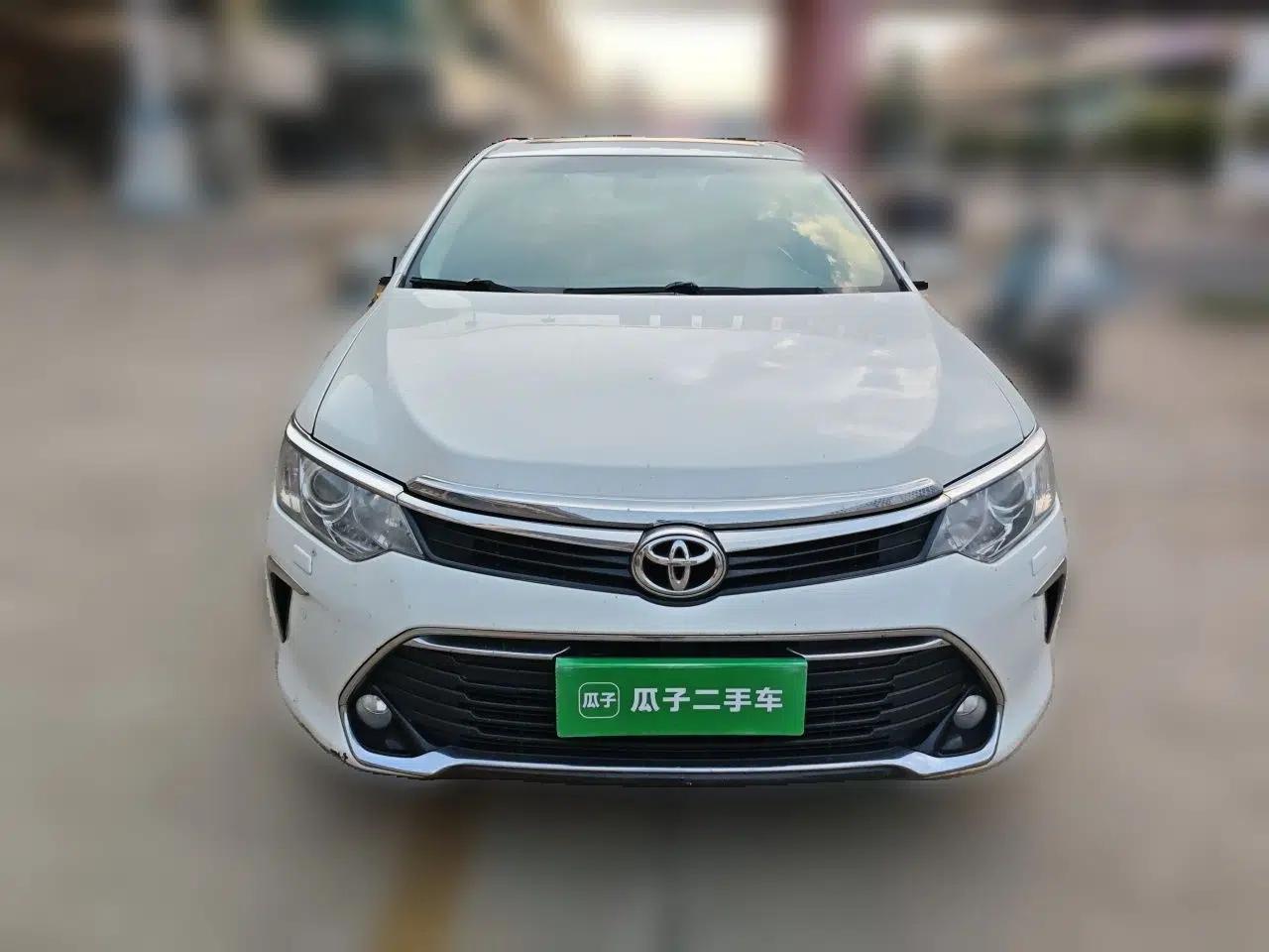 Toyota Camry 2016 2.0G 10th Anniversary Luxury Edition — миниатюра 2