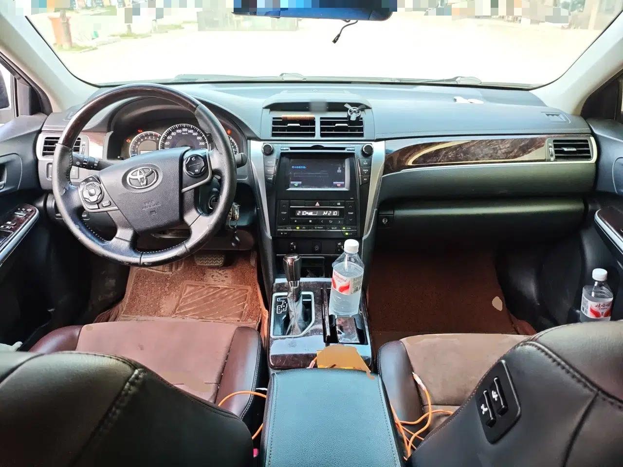 Toyota Camry 2016 2.0G 10th Anniversary Luxury Edition — миниатюра 9