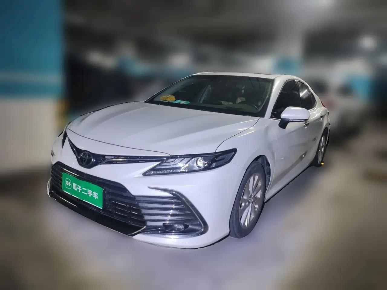 Toyota Camry 2021 2.0G Luxury Edition — миниатюра 1
