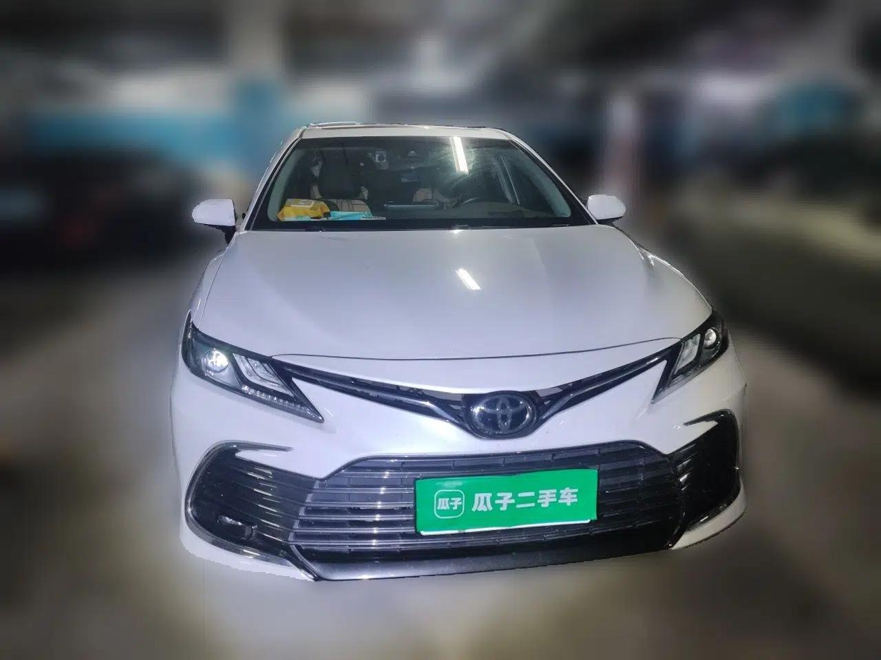 Toyota Camry 2021 2.0G Luxury Edition — миниатюра 2