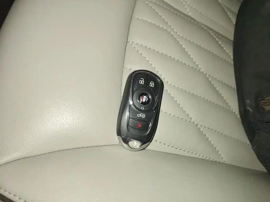 Buick GL8 2021 Land Business Class 652T Luxury — миниатюра 17
